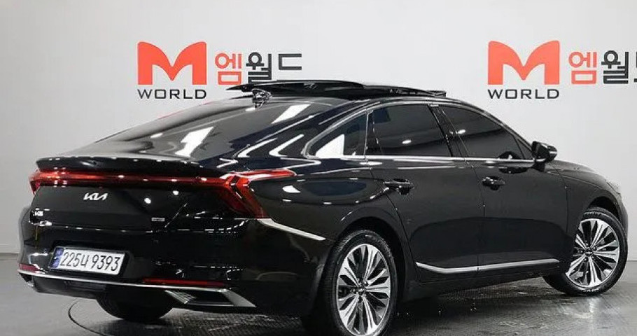 Kia K8 