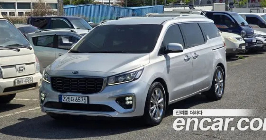Kia Carnival 