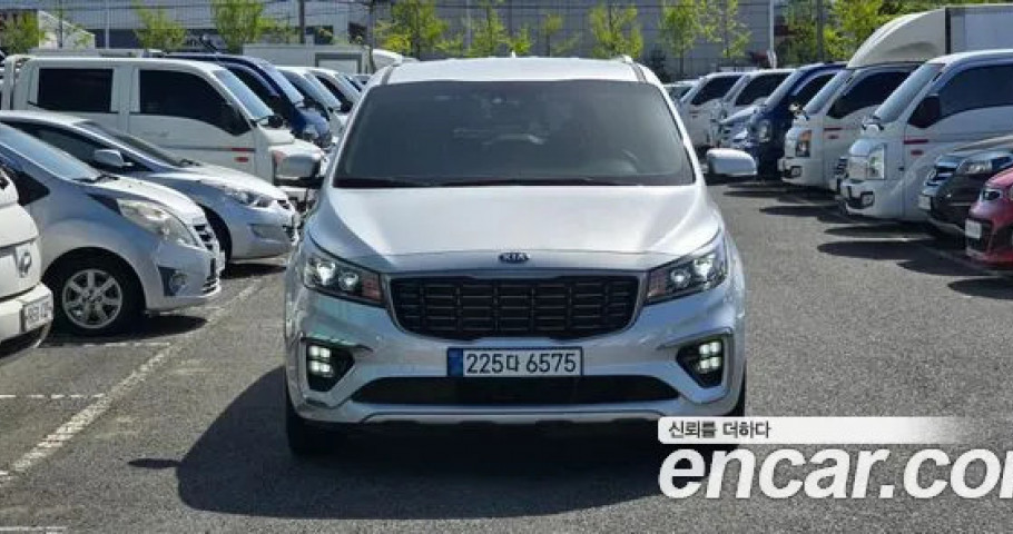 Kia Carnival 
