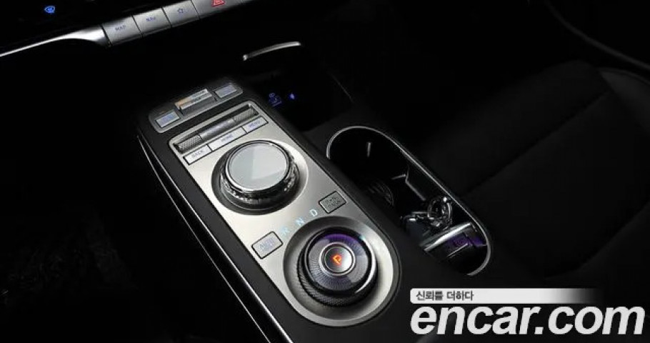 Genesis Gv70 