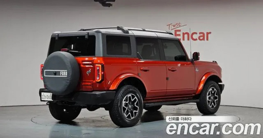 Ford Bronco 