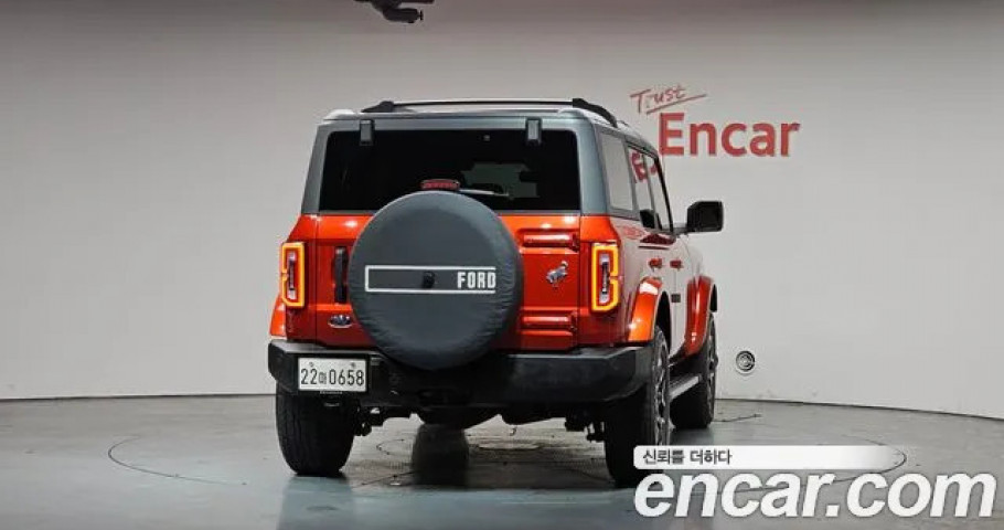 Ford Bronco 