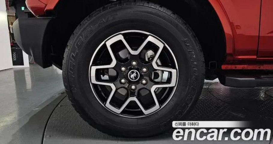 Ford Bronco 