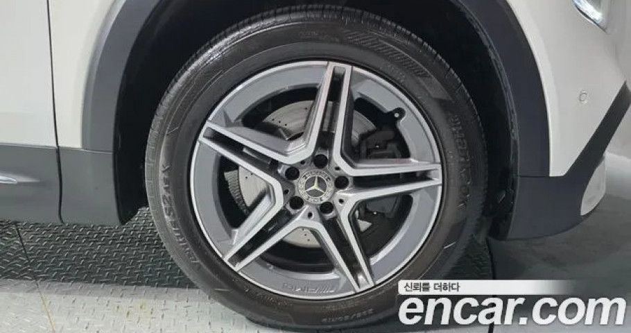 Mercedes-Benz Glb-Class 