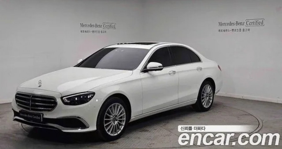 Mercedes-Benz E-Class 