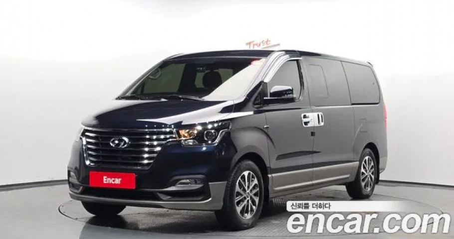Hyundai Starex 
