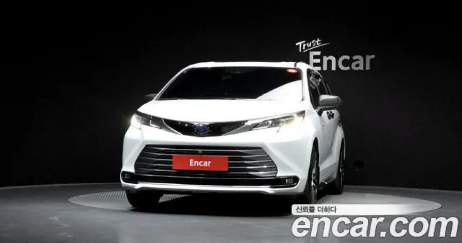 Toyota Sienna 