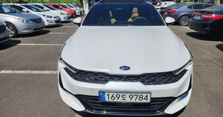 Kia K5 
