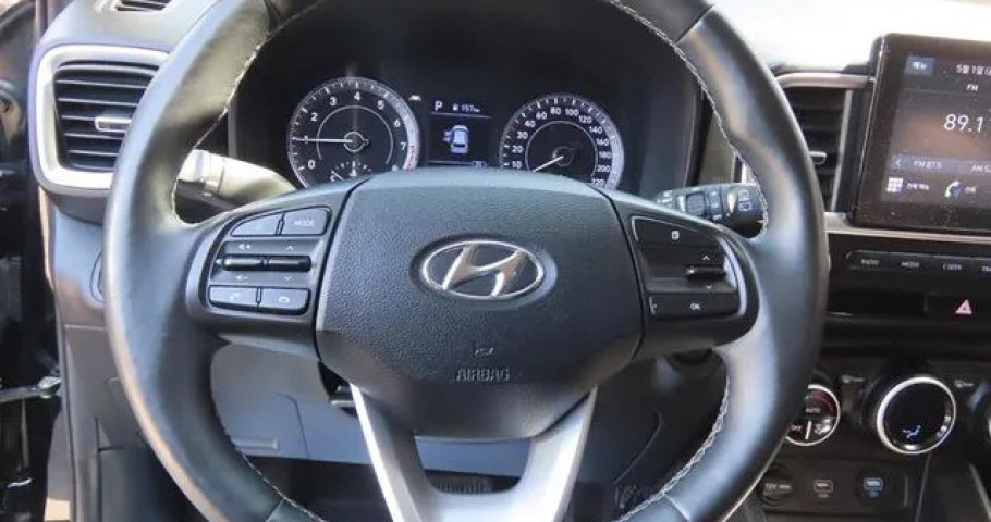 Hyundai Venue 
