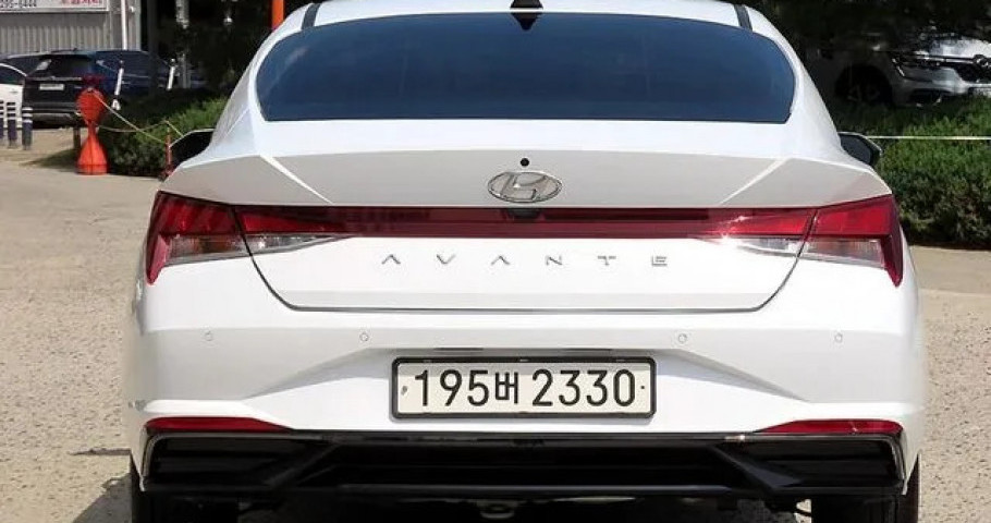 Hyundai Avante (Elantra) 