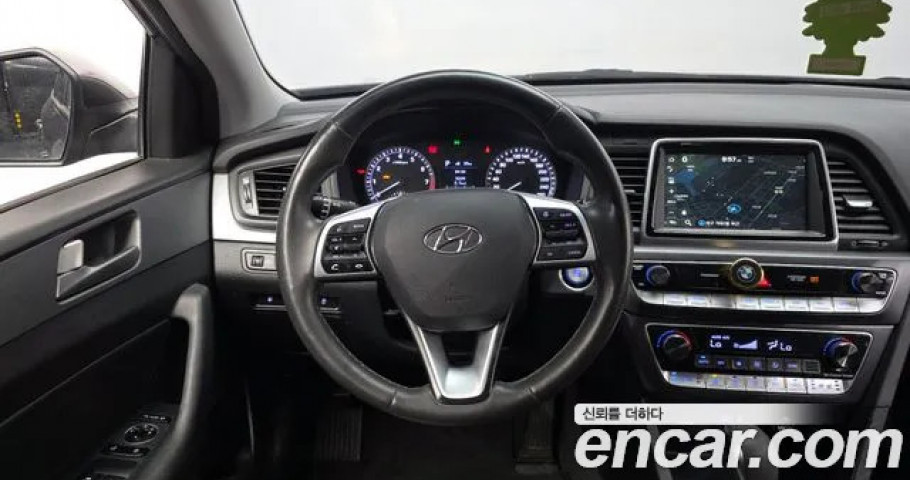 Hyundai Sonata 