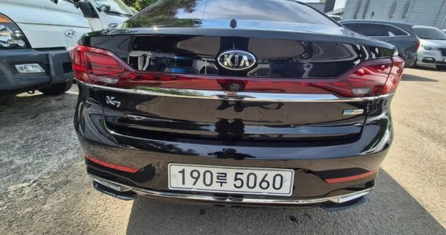 Kia K7 