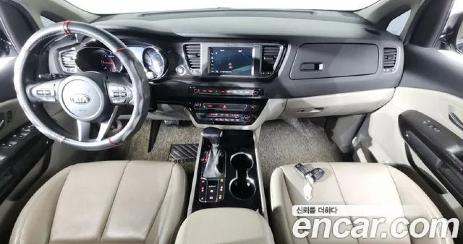 Kia Carnival 