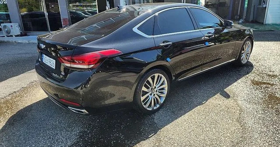 Genesis G80 