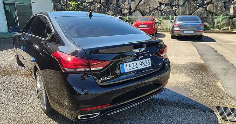 Genesis G80 