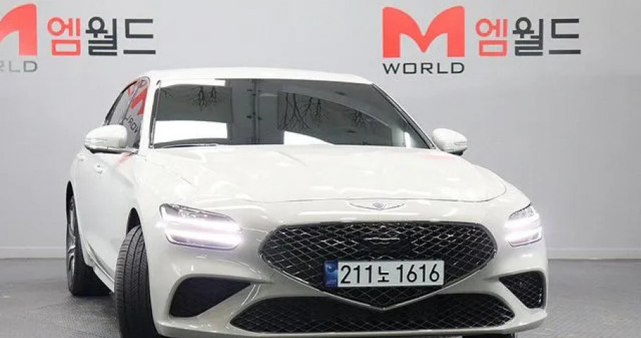 Genesis G70 