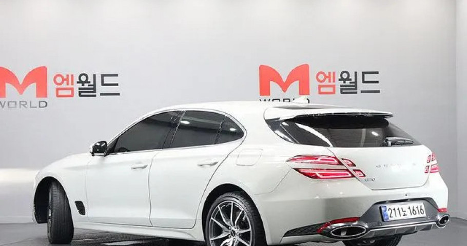 Genesis G70 