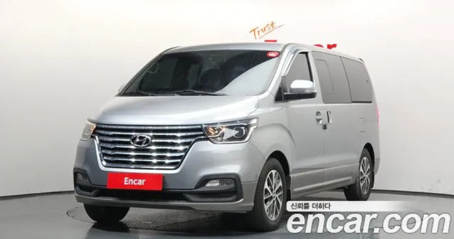 Hyundai Starex 