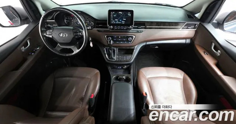 Hyundai Starex 