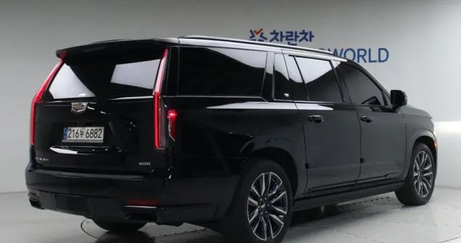 Cadillac Escalade 