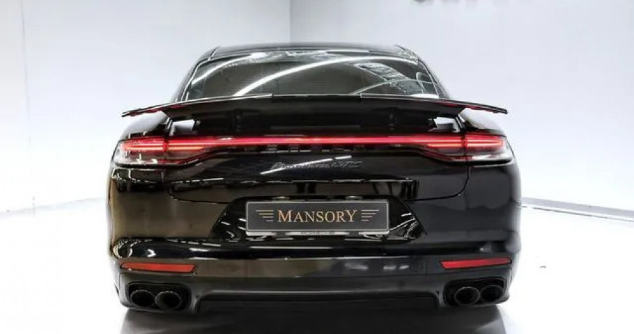 Porsche Panamera 
