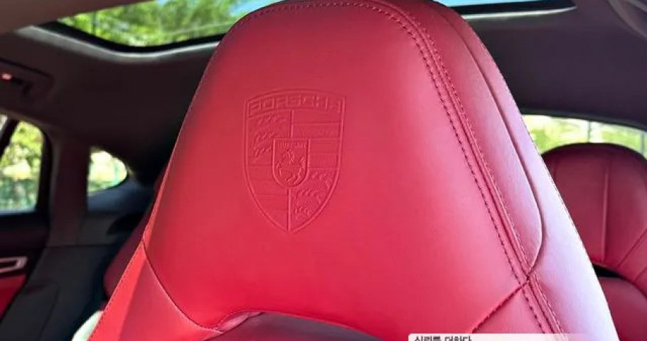 Porsche Panamera 