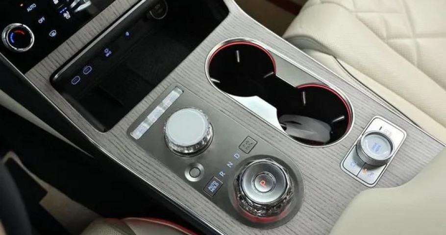Genesis Gv80 