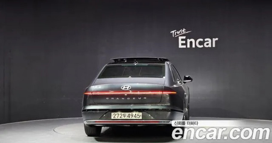 Hyundai Grandeur 