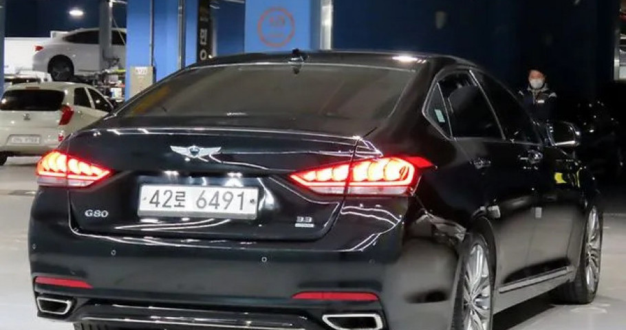 Genesis G80 