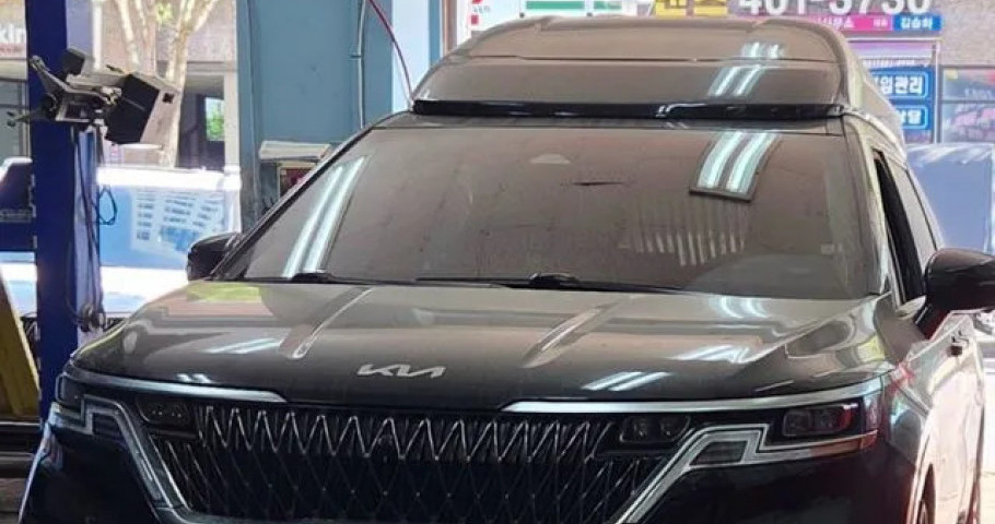 Kia Carnival 