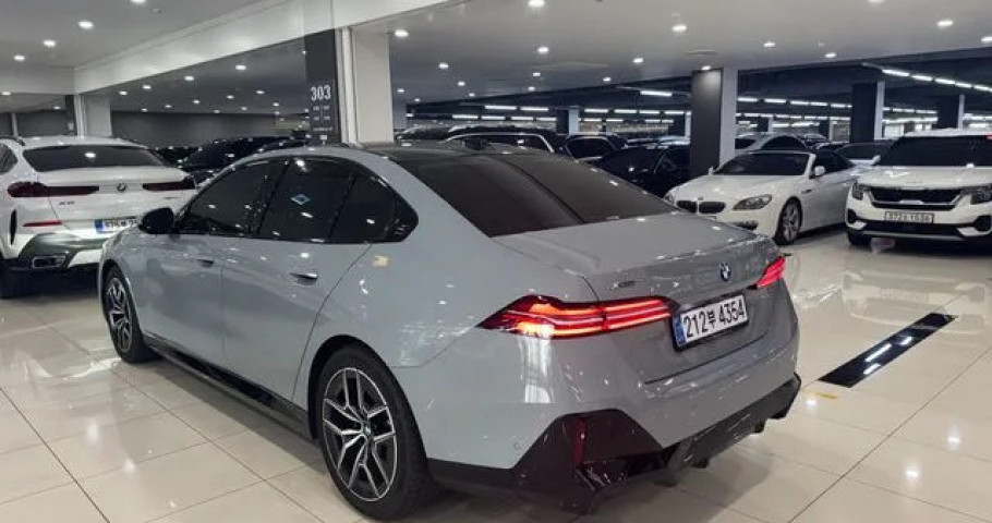 Bmw 5-Series 