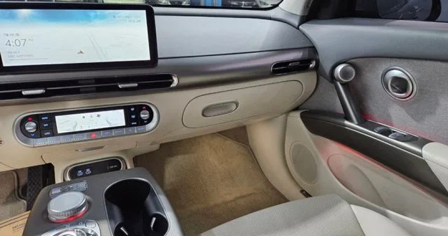 Genesis Gv60 