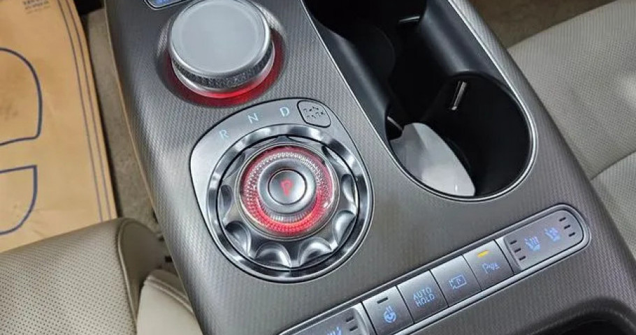Genesis Gv60 