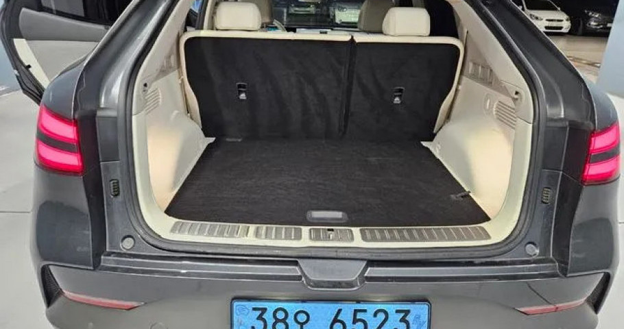 Genesis Gv60 