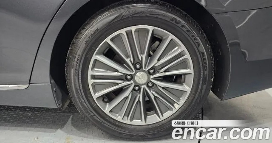 Hyundai Grandeur 