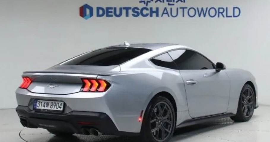 Ford Mustang 