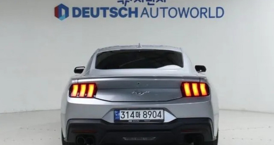 Ford Mustang 