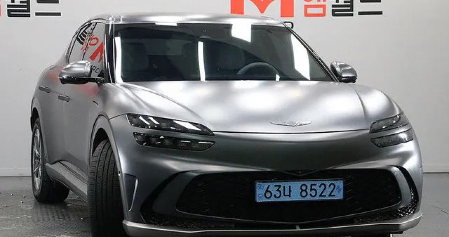 Genesis Gv60 