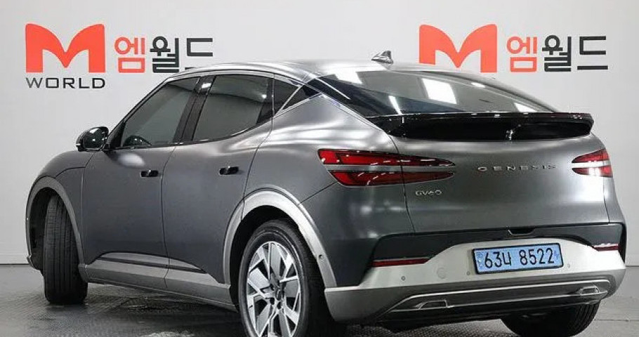 Genesis Gv60 