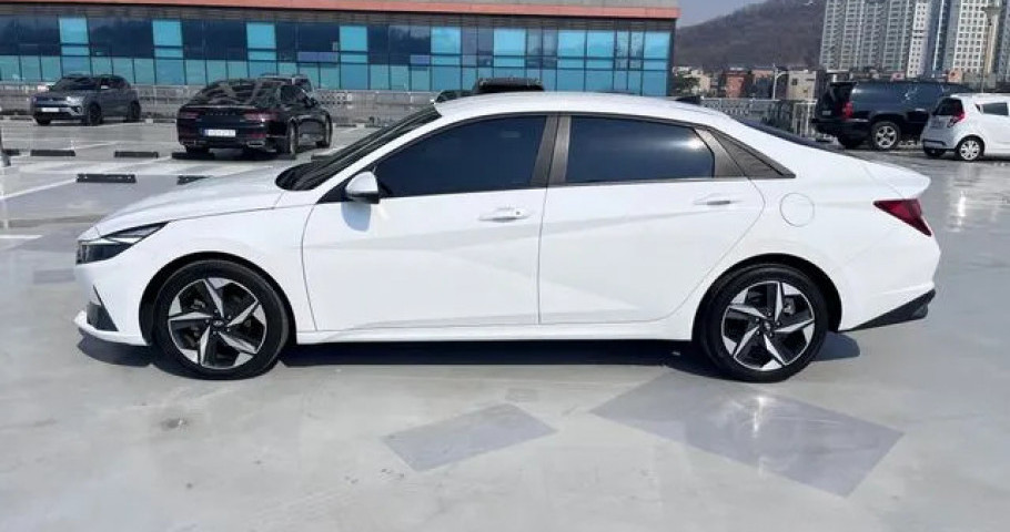 Hyundai Avante (Elantra) 