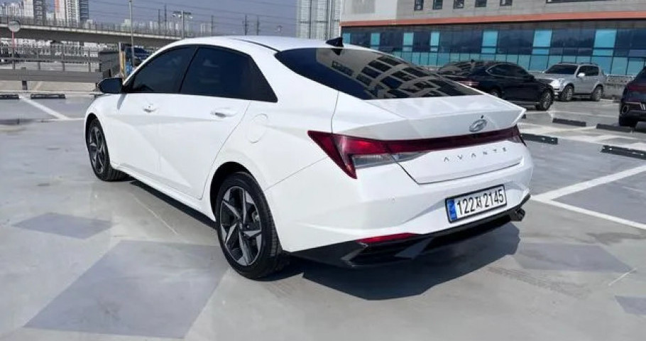 Hyundai Avante (Elantra) 