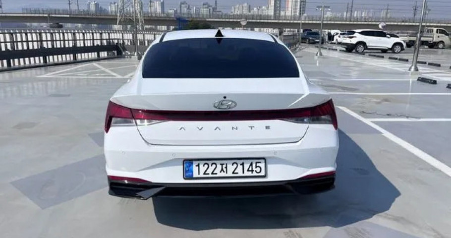 Hyundai Avante (Elantra) 