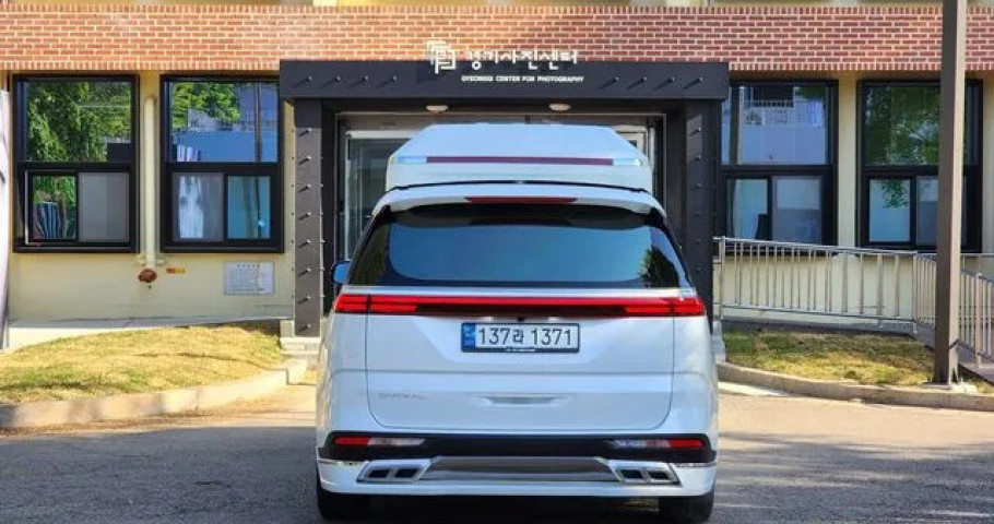 Kia Carnival 
