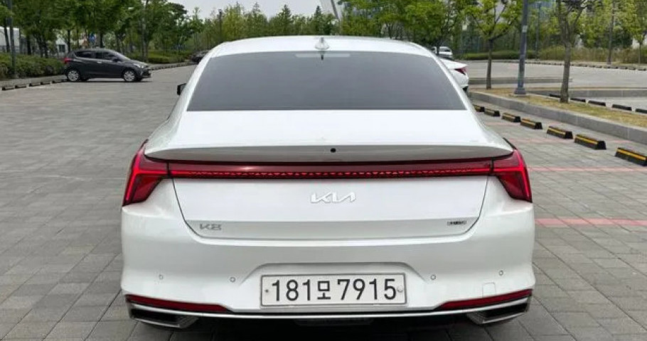 Kia K8 
