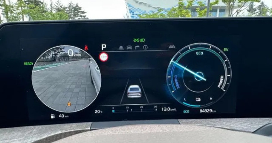 Kia K8 