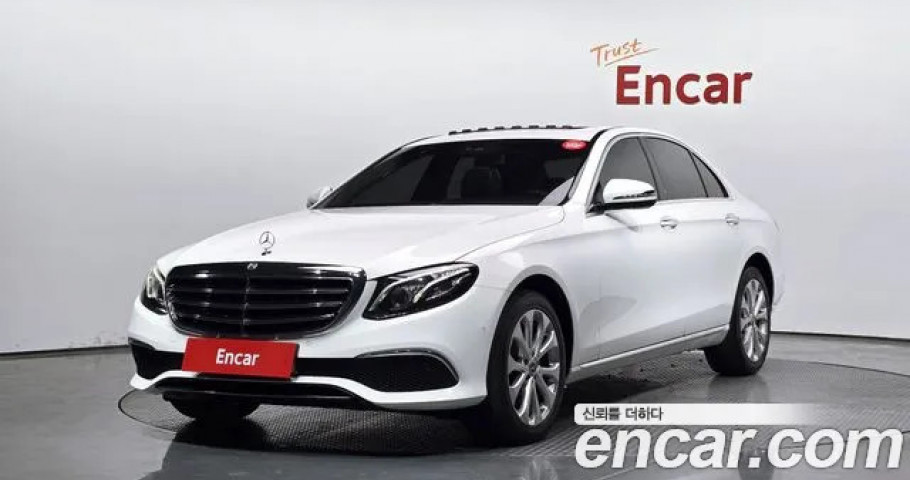 Mercedes-Benz E-Class 