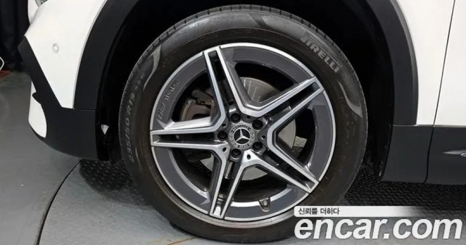 Mercedes-Benz Glb-Class 