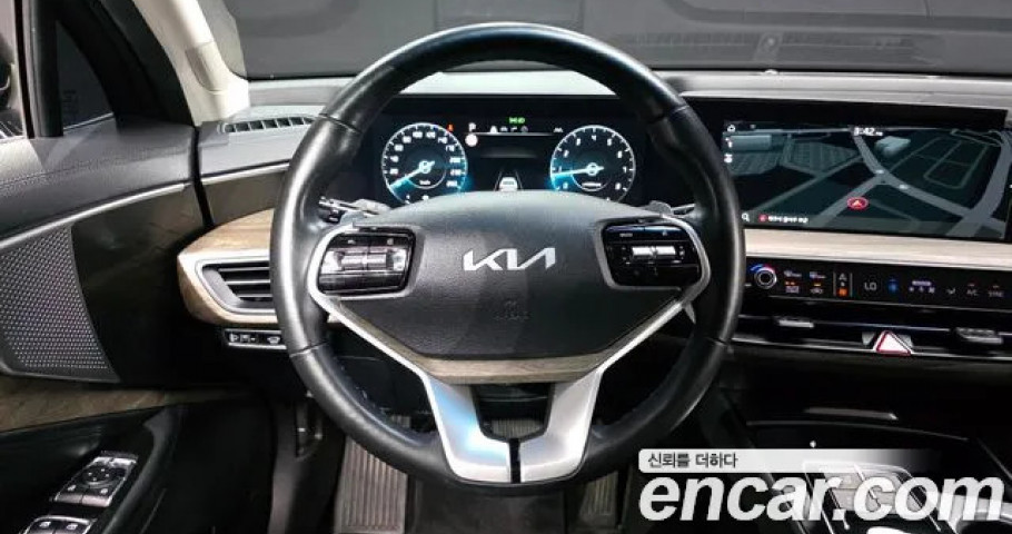 Kia K8 