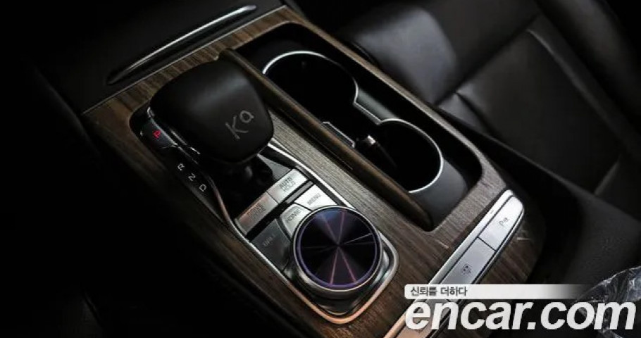 Kia K9 