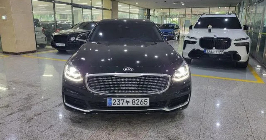 Kia K9 